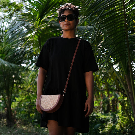 Half Moon Sling Bag - Biege